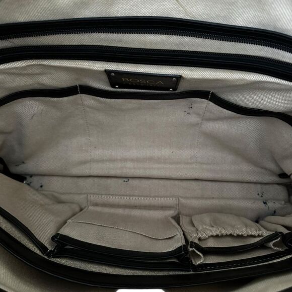 Bosca Old Leather Stringer Bag Black Leather - Picture 5 of 13